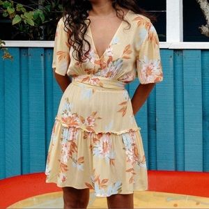 Billabong yellow floral dress